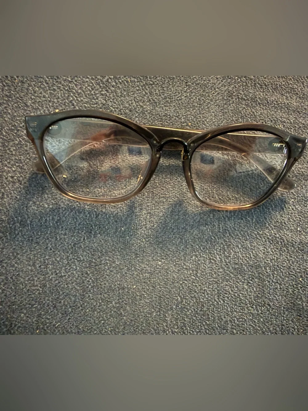 Tory Burch Round Glasses with Gold Logo and Orange Case